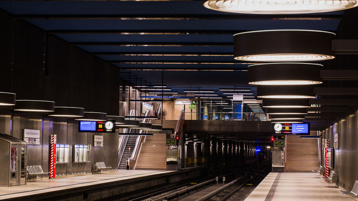 U-Bahn Station Olympia Einkaufszentrum